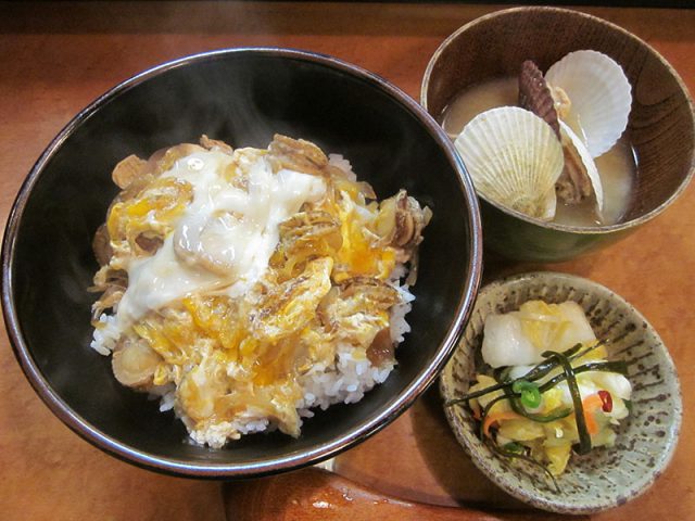 ホタテ丼<br />
